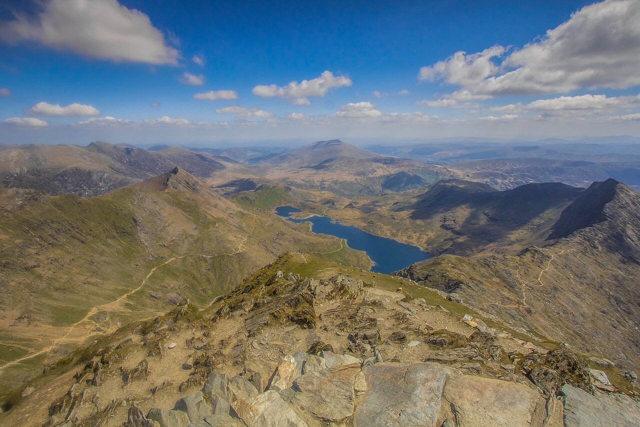 snowdon 2388921_1280 3