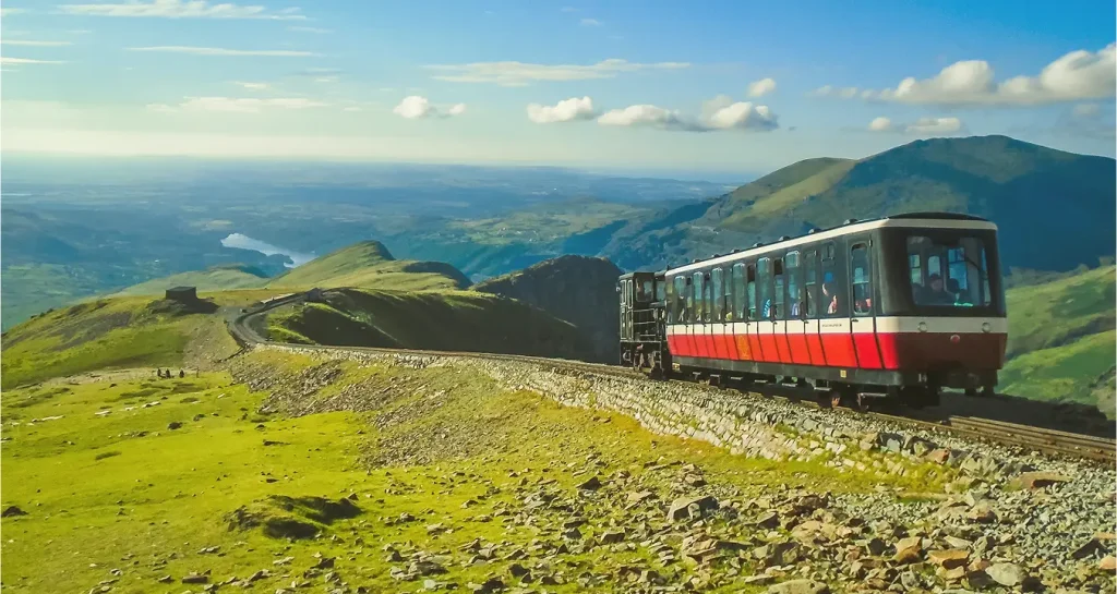 tan rallt local attractions